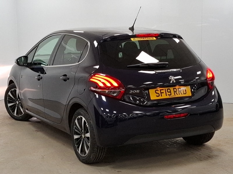 Used Peugeot 208 2019 for sale - 76964143: Photo 3