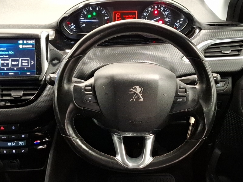 Used Peugeot 208 2019 for sale - 76964143: Photo 7