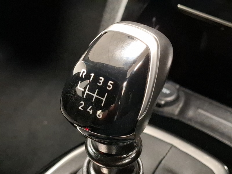 Used Peugeot 2008 2024 for sale - 76401062: Photo 15