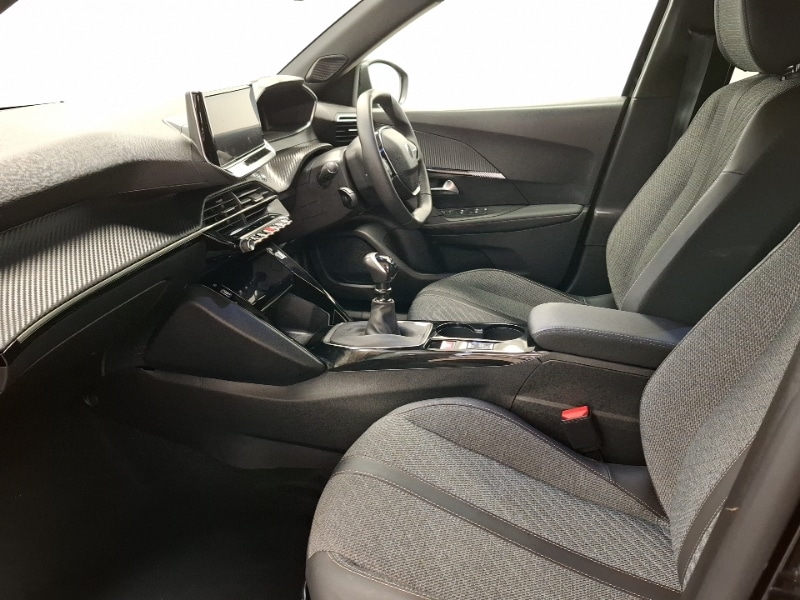 Used Peugeot 2008 2024 for sale - 76401062: Photo 5