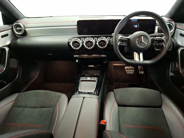Used Mercedes-Benz CLA 2024 for sale - 76078397: Photo 2