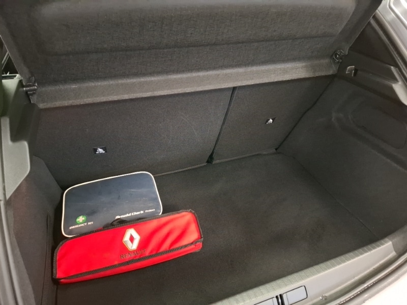 Used Peugeot 208 2021 for sale - 76380445: Photo 8