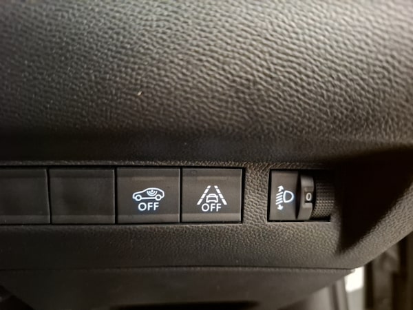 Used Peugeot 2008 2022 for sale - 76226017: Photo 10