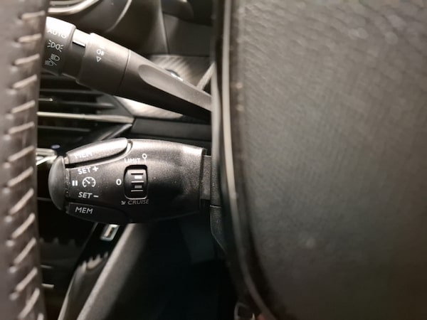 Used Peugeot 2008 2022 for sale - 76226017: Photo 15