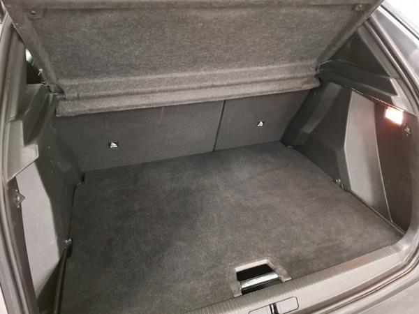 Used Peugeot 2008 2022 for sale - 76226017: Photo 8