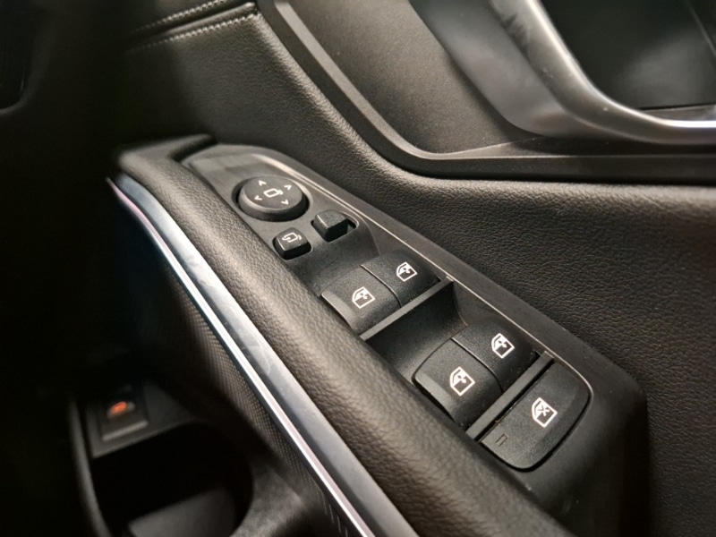 Used BMW 3 Series 2024 for sale - 77782378: Photo 12