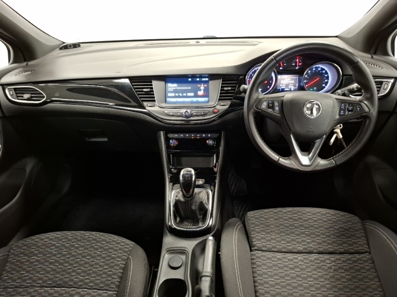 Used Vauxhall Astra 2019 for sale - 76683863: Photo 2