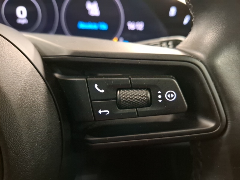 Used Porsche Taycan 2022 for sale - 77357986: Photo 13