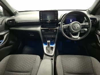 Used Toyota Yaris Cross 2022 for sale - 76456134: Photo