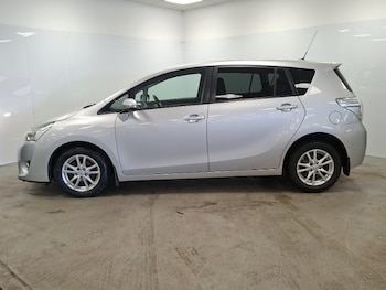 Used Toyota Verso 2014 for sale - 79522994: Photo