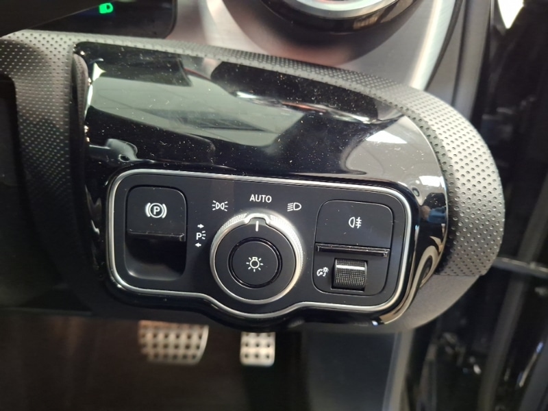 Used Mercedes-Benz A-Class 2021 for sale - 77988120: Photo 11