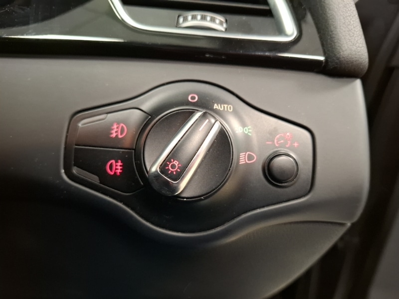 Used Audi A4 2015 for sale - 77150323: Photo 10