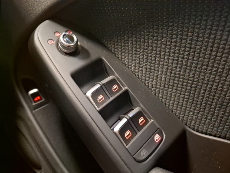 Used Audi A4 2015 for sale - 77150323: Photo 12