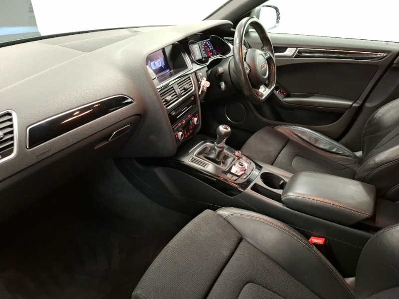 Used Audi A4 2015 for sale - 77150323: Photo 5