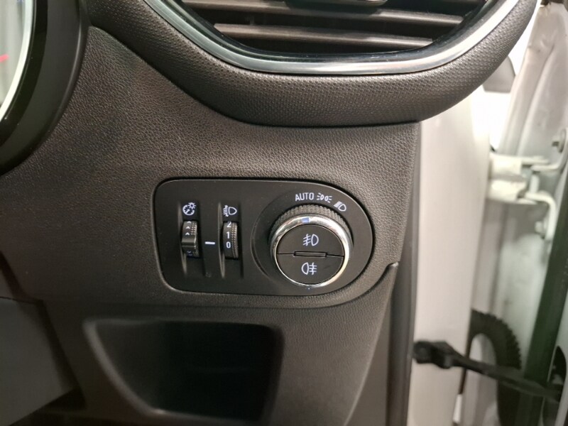 Used Vauxhall Crossland X 2018 for sale - 77234979: Photo 11