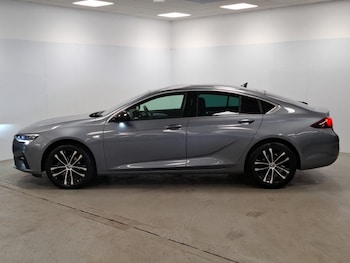 Used Vauxhall Insignia 2020 for sale - 75547303: Photo