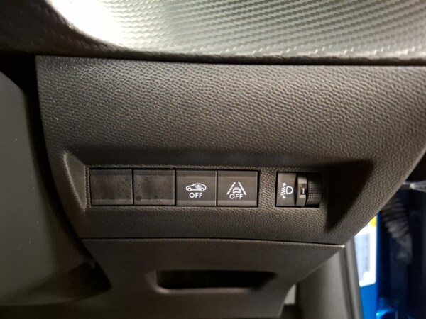 Used Peugeot 2008 2022 for sale - 75988900: Photo 10