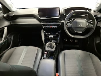 Used Peugeot 2008 2022 for sale - 75988900: Photo 2