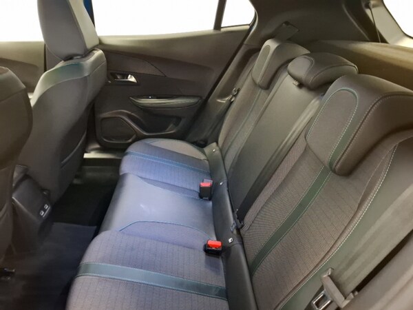 Used Peugeot 2008 2022 for sale - 75988900: Photo 6