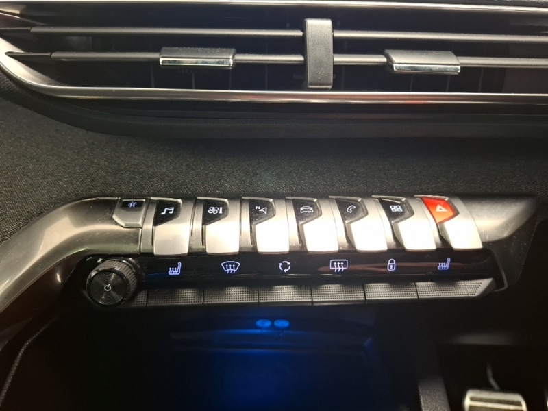 Used Peugeot 3008 2019 for sale - 76427397: Photo 17