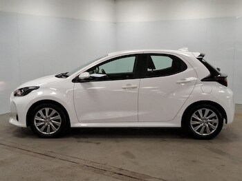 Used Toyota Yaris 2022 for sale - 78841864: Photo