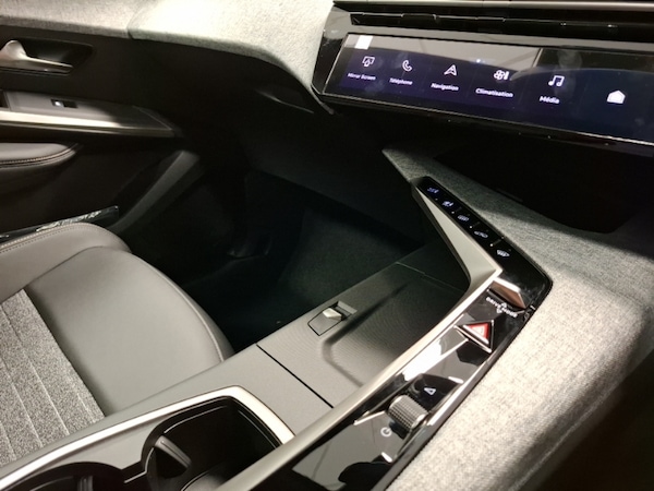 Used Peugeot 5008 2025 for sale - 75267516: Photo 18