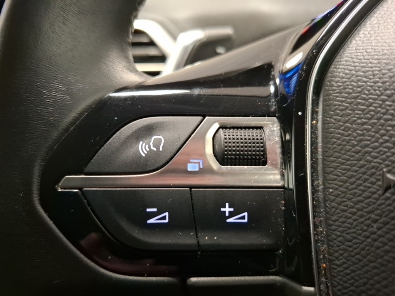 Used Peugeot 3008 2023 for sale - 78033460: Photo 14