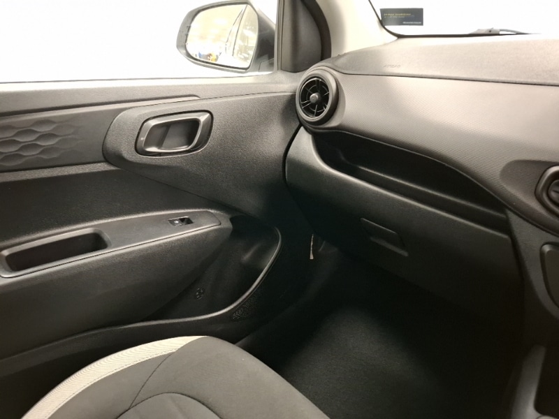 Used Hyundai i10 2021 for sale - 76606330: Photo 11