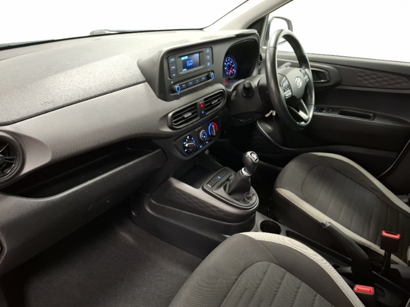 Used Hyundai i10 2021 for sale - 76606330: Photo 5