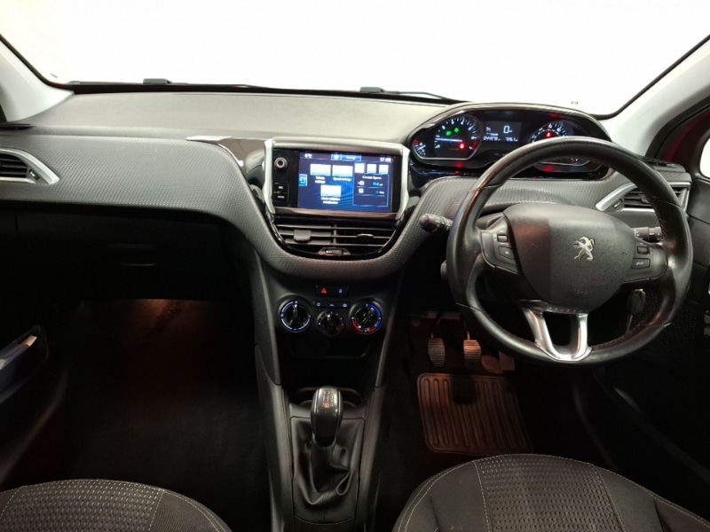 Used Peugeot 208 2017 for sale - 76630763: Photo 2