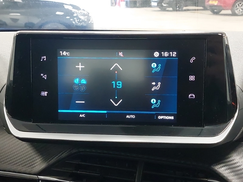 Used Peugeot 2008 2022 for sale - 76351265: Photo 13