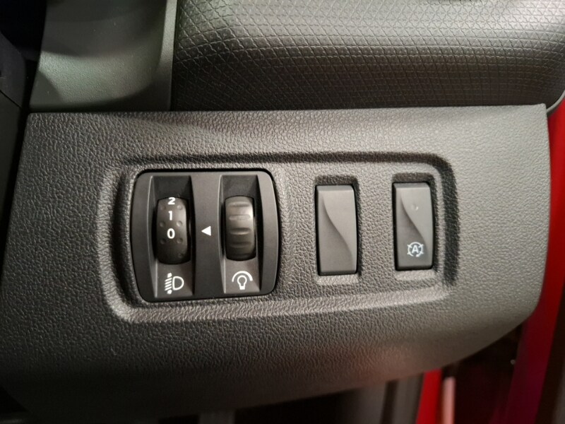 Used Renault Clio 2018 for sale - 77531296: Photo 10