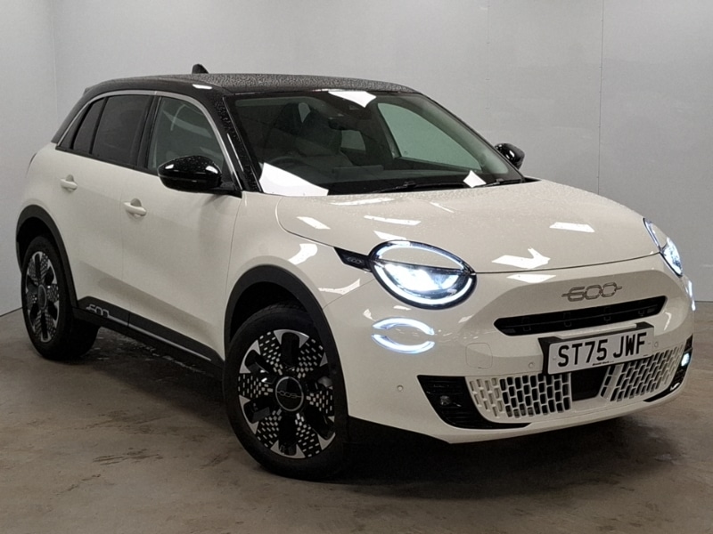 Used Fiat 600 2025 for sale - 76911728: Photo 1