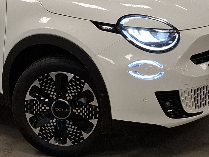 Used Fiat 600 2025 for sale - 76911728: Photo 9