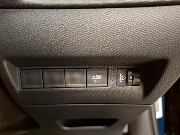 Used Peugeot 2008 2025 for sale - 76264654: Photo 10