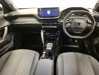 Used Peugeot 2008 2025 for sale - 76264654: Photo 2