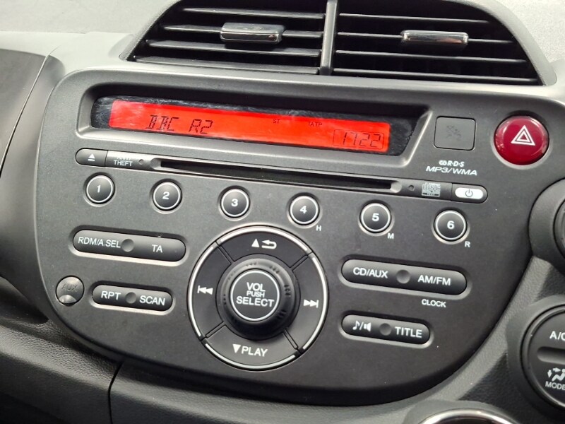 Used Honda Jazz 2015 for sale - 77585231: Photo 10