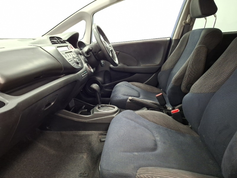 Used Honda Jazz 2015 for sale - 77585231: Photo 5