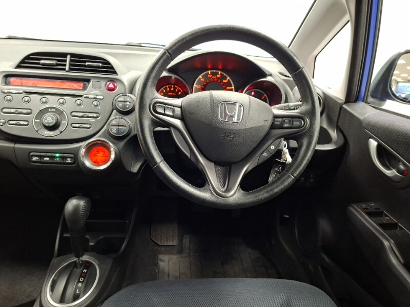 Used Honda Jazz 2015 for sale - 77585231: Photo 7