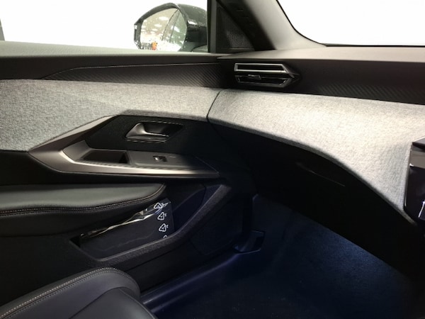 Used Peugeot 5008 2025 for sale - 76108239: Photo 11