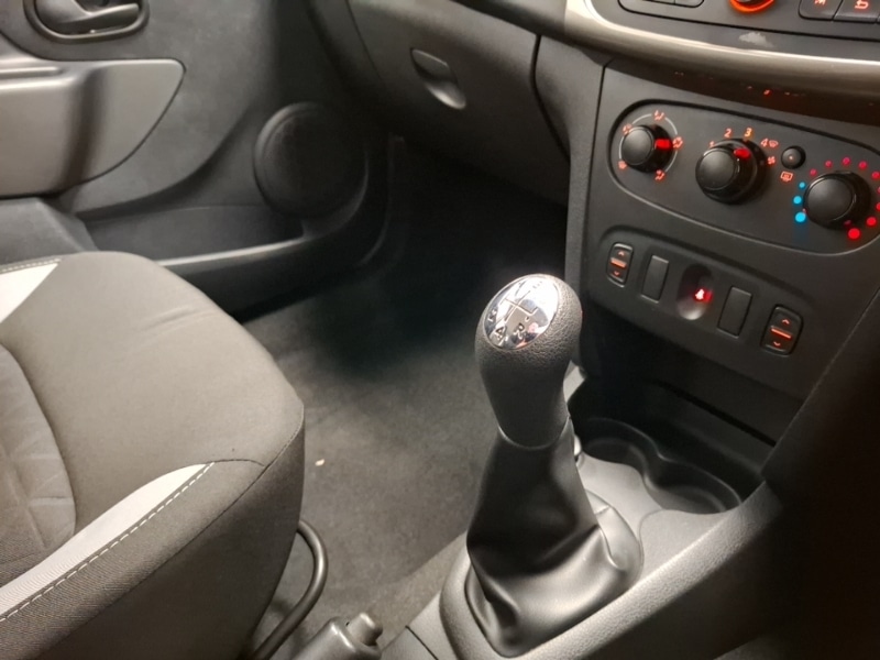 Used Dacia Sandero Stepway 2016 for sale - 77731681: Photo 18