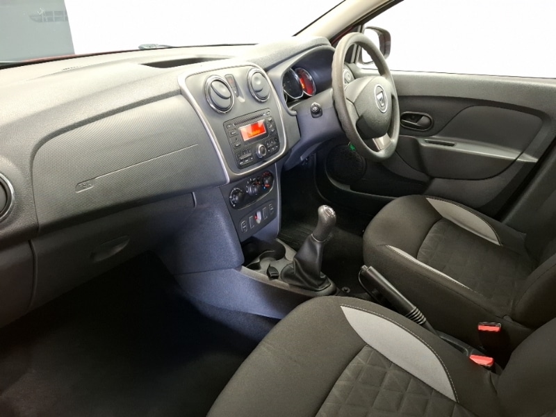 Used Dacia Sandero Stepway 2016 for sale - 77731681: Photo 5