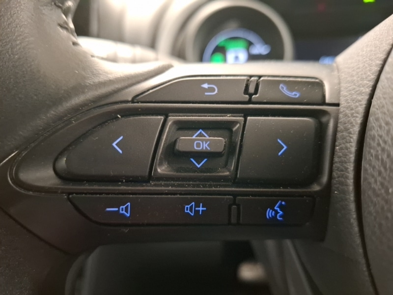 Used Toyota Yaris Cross 2022 for sale - 76589407: Photo 14