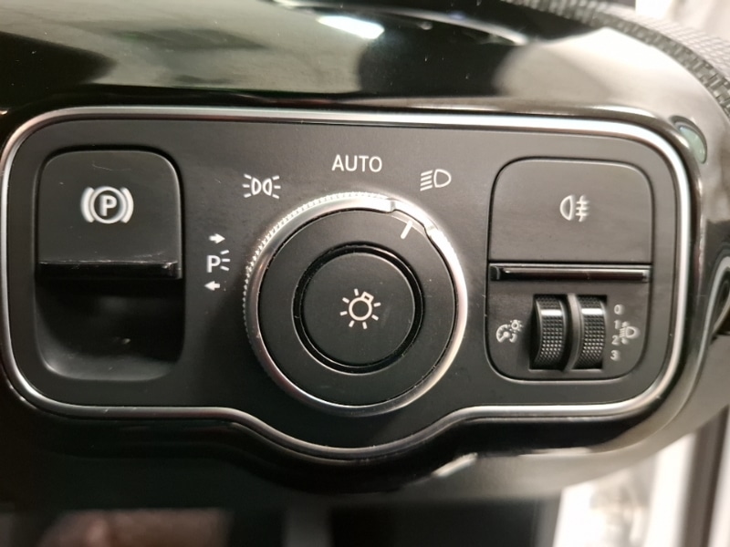 Used Mercedes-Benz A-Class 2018 for sale - 77837630: Photo 10