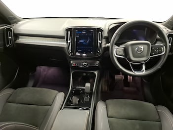 Used Volvo XC40 2022 for sale - 77767418: Photo