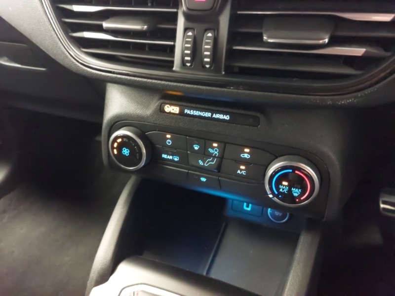 Used Ford Focus 2019 for sale - 76619162: Photo 17