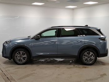 Used Peugeot 5008 2025 for sale - 76614138: Photo