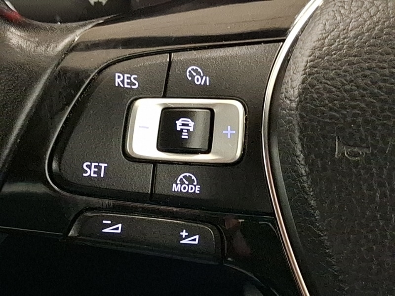 Used Volkswagen T-Roc 2018 for sale - 76860586: Photo 16