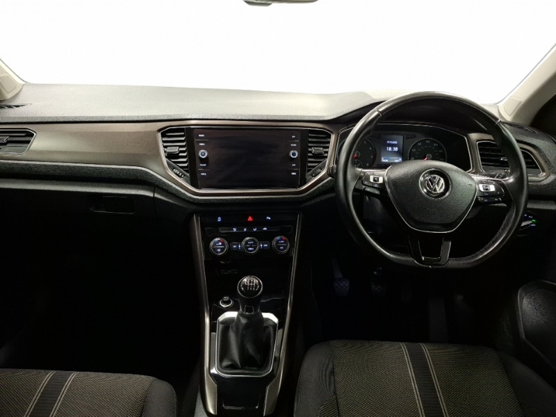 Used Volkswagen T-Roc 2018 for sale - 76860586: Photo 2