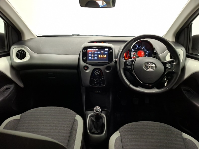 Used Toyota AYGO 2020 for sale - 77073538: Photo 2
